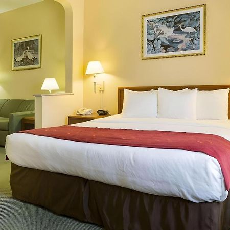 Comfort Suites Ла-Порт Екстер'єр фото