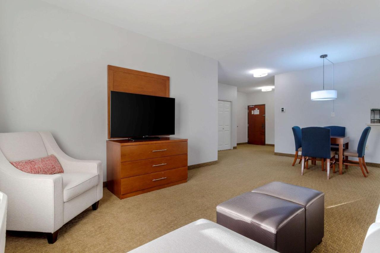Comfort Suites Ла-Порт Екстер'єр фото