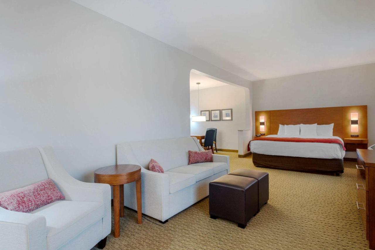 Comfort Suites Ла-Порт Екстер'єр фото