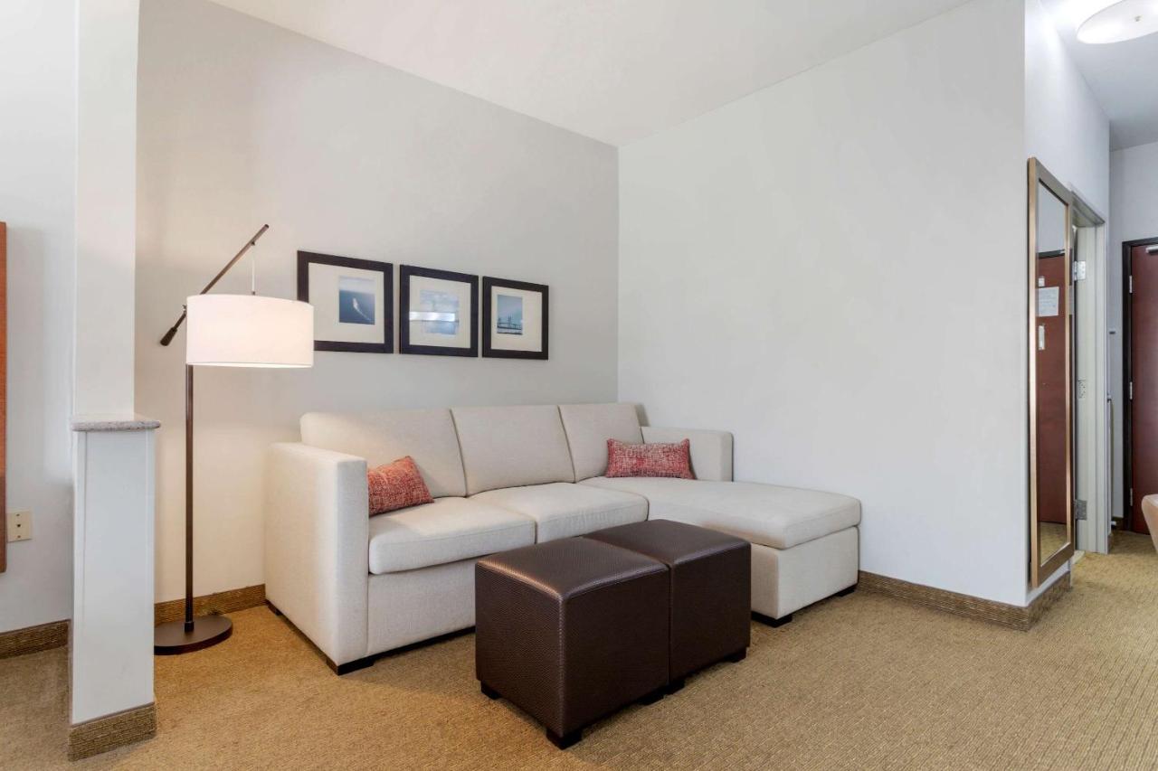 Comfort Suites Ла-Порт Екстер'єр фото