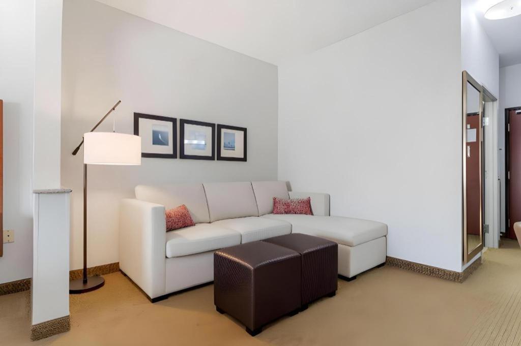 Comfort Suites Ла-Порт Екстер'єр фото