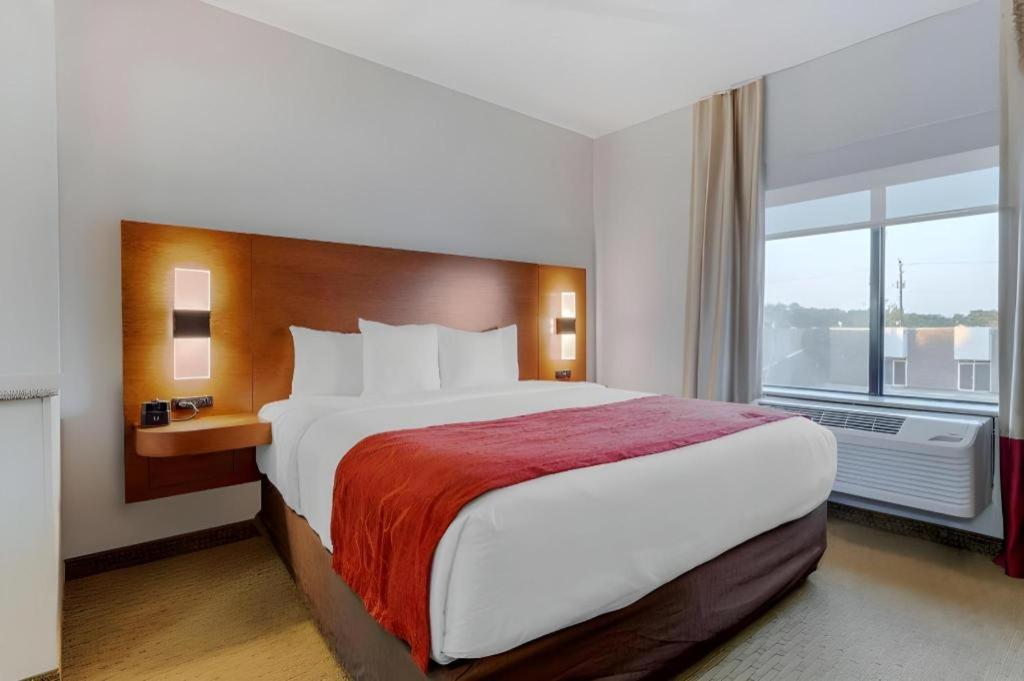 Comfort Suites Ла-Порт Екстер'єр фото