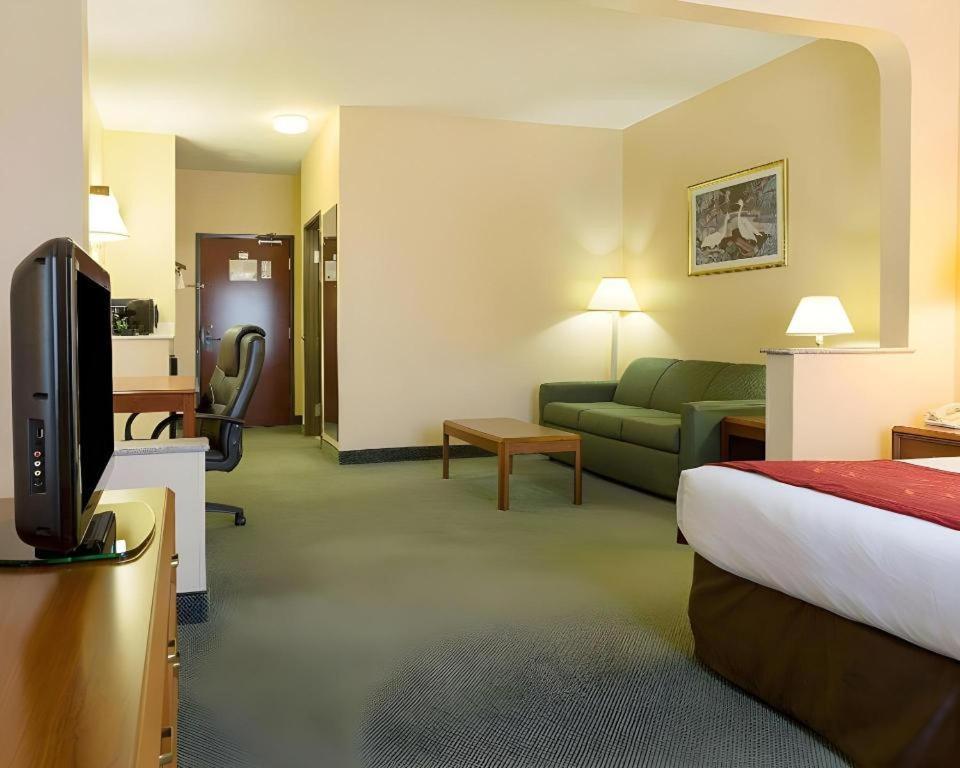 Comfort Suites Ла-Порт Екстер'єр фото