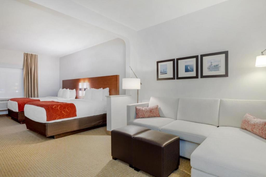 Comfort Suites Ла-Порт Екстер'єр фото